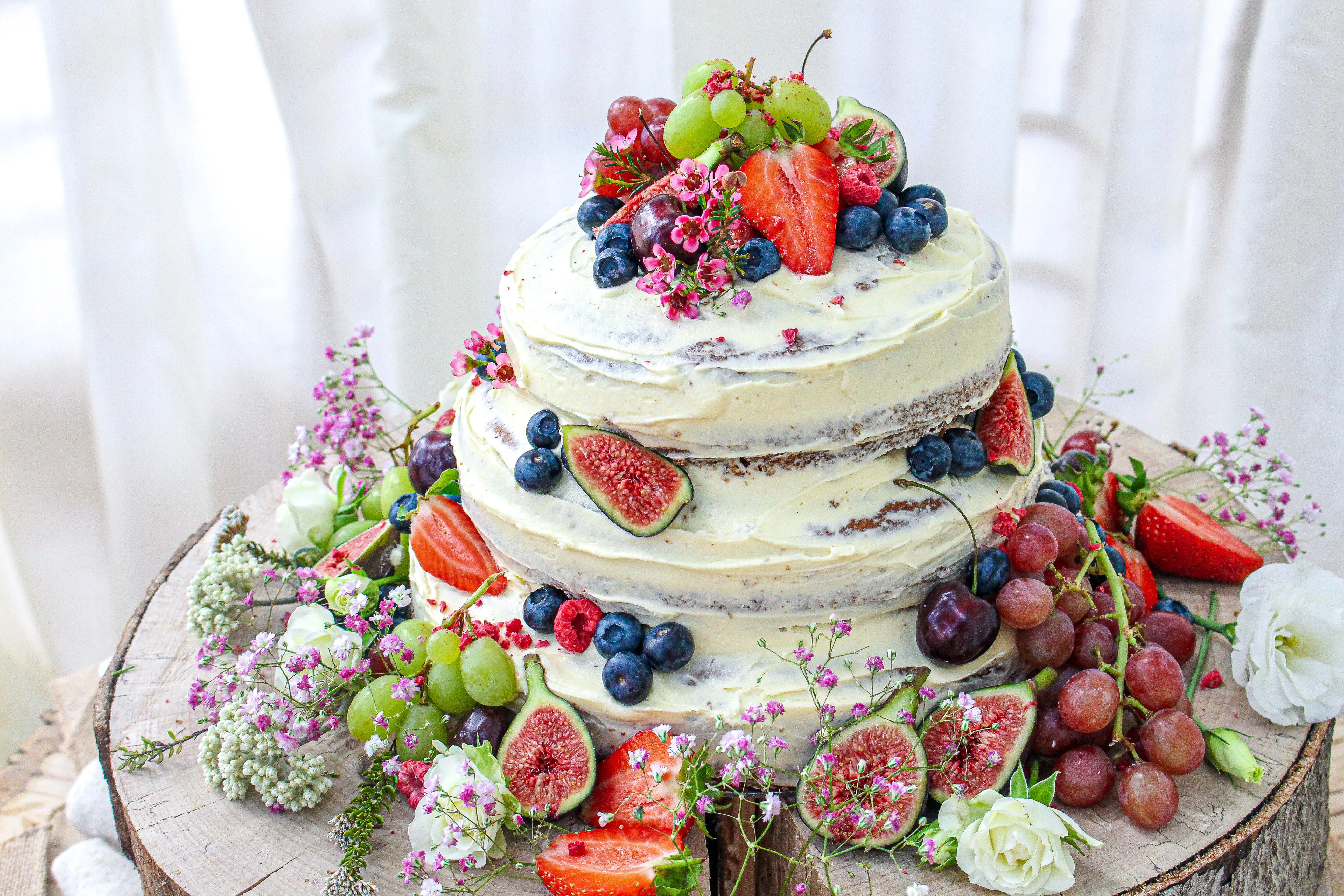 Vegan Vanilla Cake